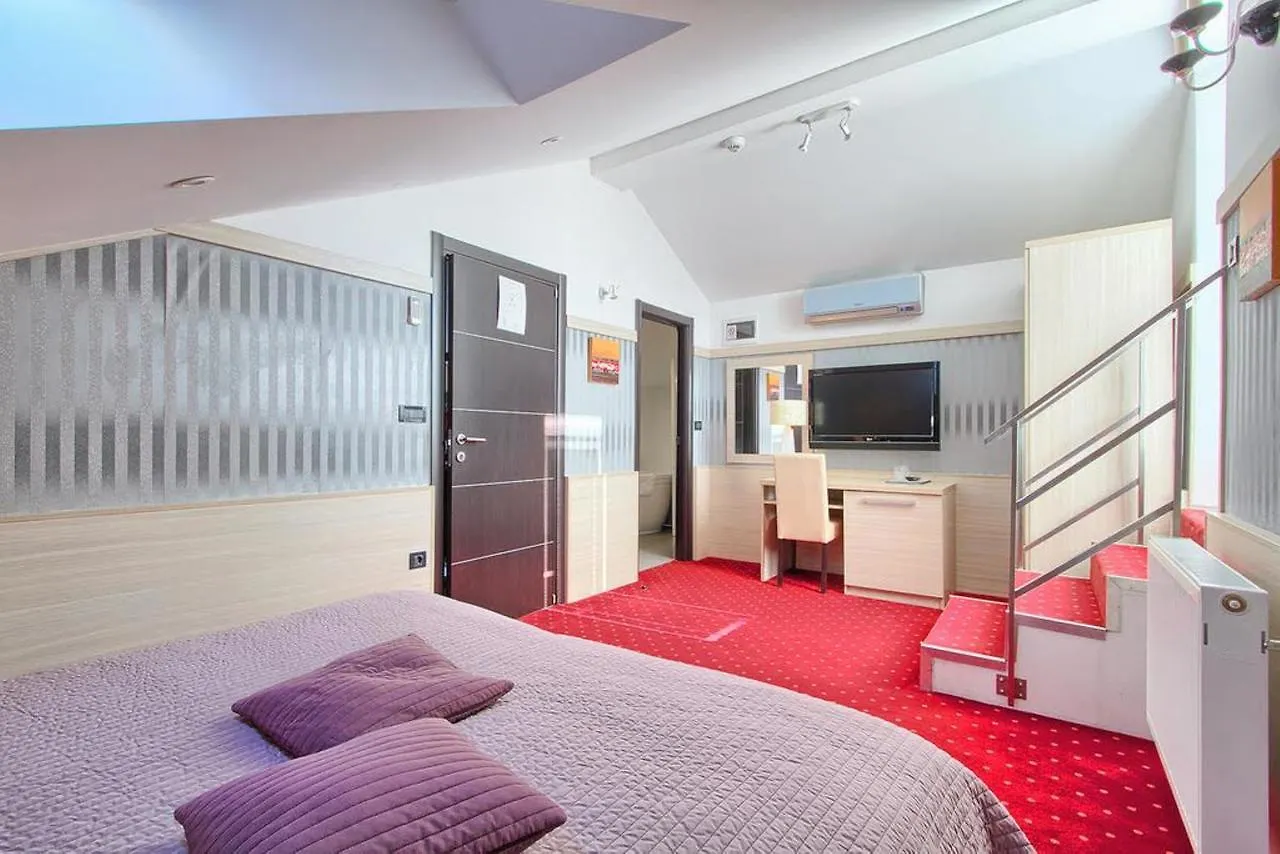 ***  Hotel Galija Pula Croatie