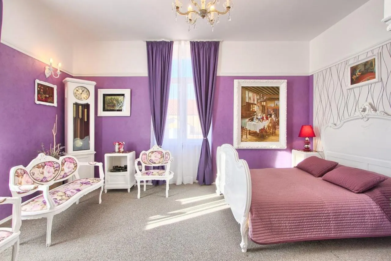 Hotel Galija Pula 3*,